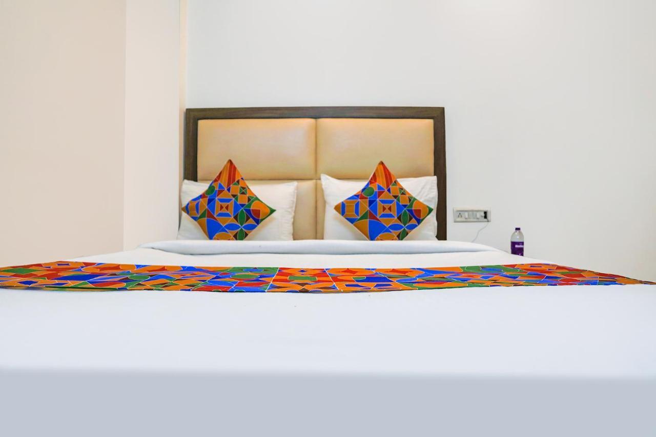 Fabhotel Jpm The Grand Bella - Nr Nehru Place Market 新德里 外观 照片
