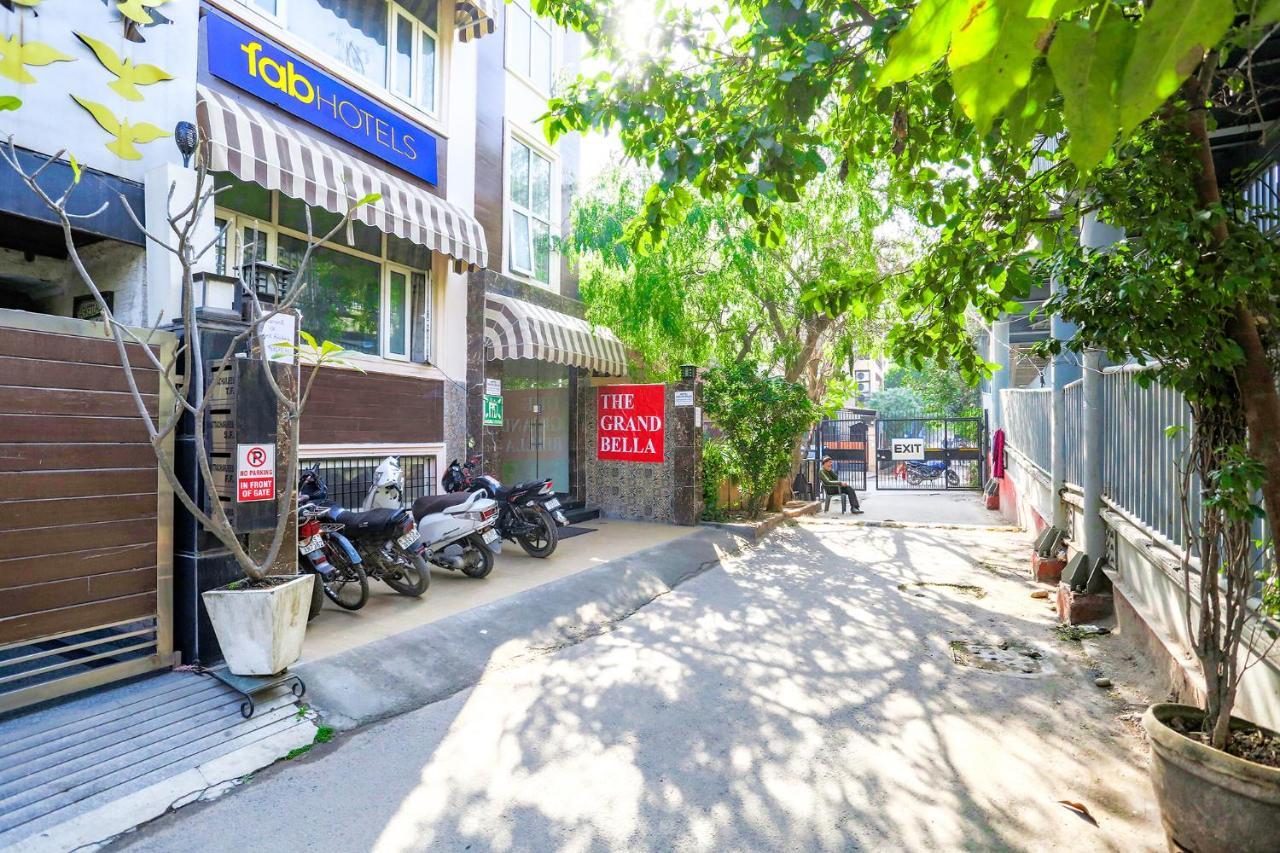 Fabhotel Jpm The Grand Bella - Nr Nehru Place Market 新德里 外观 照片