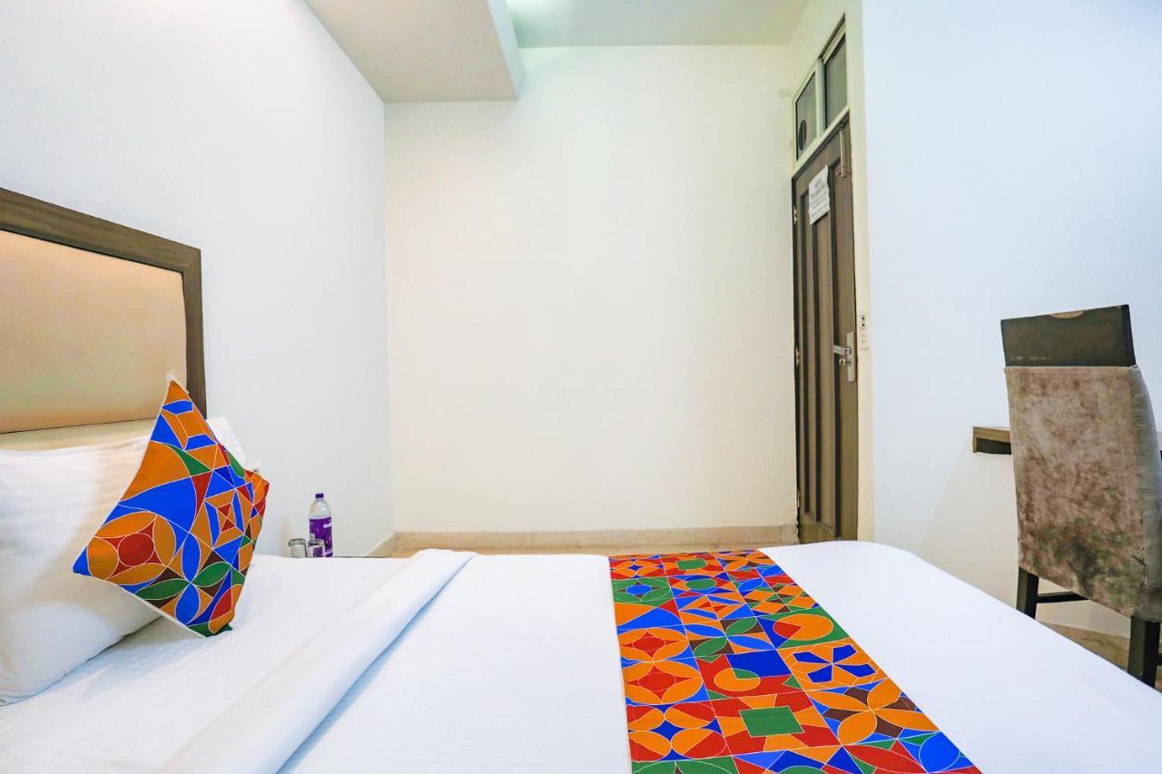 Fabhotel Jpm The Grand Bella - Nr Nehru Place Market 新德里 外观 照片