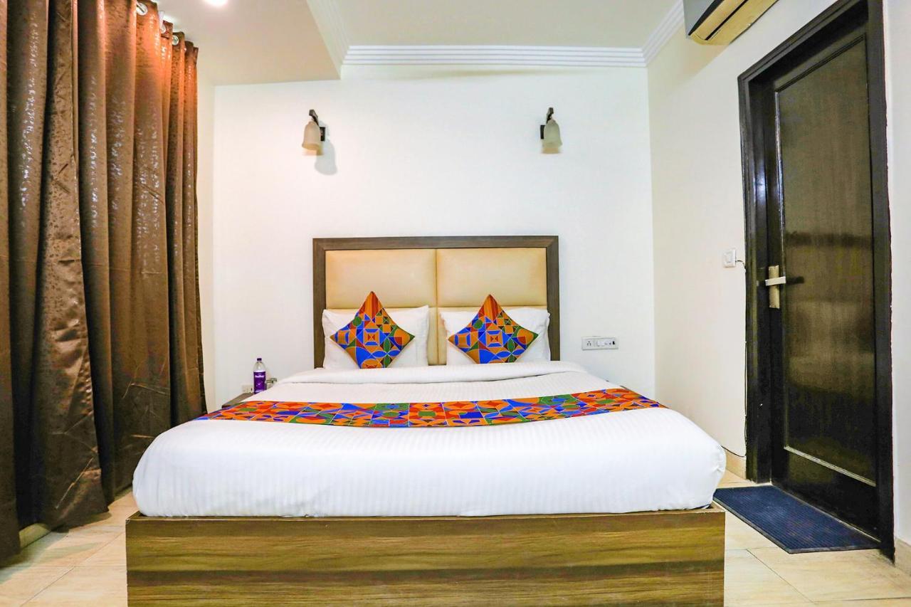 Fabhotel Jpm The Grand Bella - Nr Nehru Place Market 新德里 外观 照片